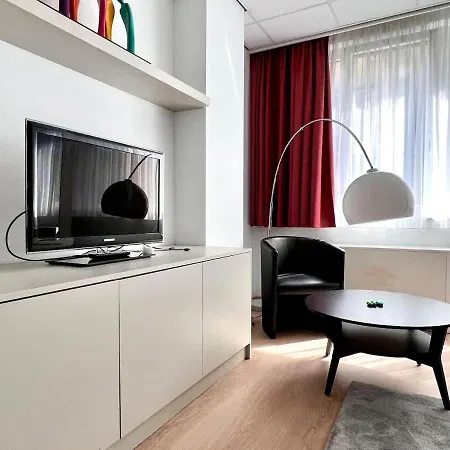 Apartment Heart Of *