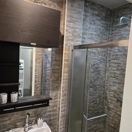 Yael House Брюссель