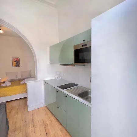 Tewa Centre Grand Place Apartment *
