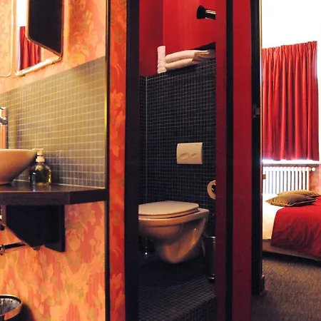 Latroupe Le Berger Hotel