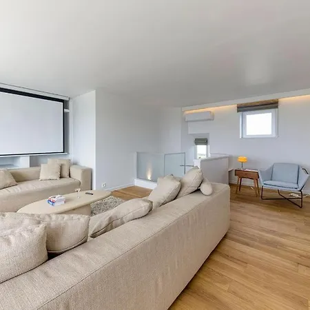 Penthouse With Private Cinema 布鲁塞尔