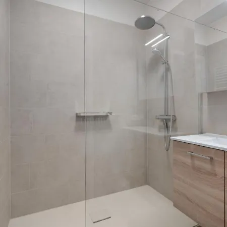 Starnight Flat Brussels Gasthof Droogenbosch