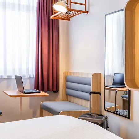 Siru Hotel 3*