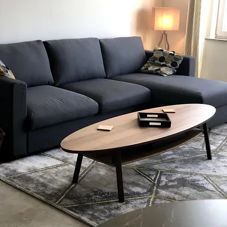 30 Pied A Terre Apartmán *