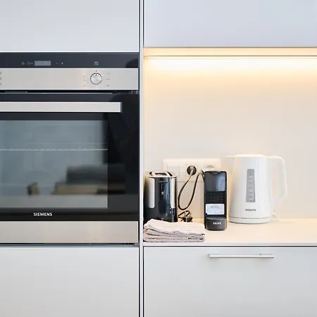 Louise Center Brusel