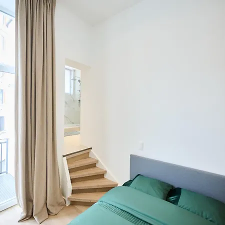 Louise Center Apartmán *