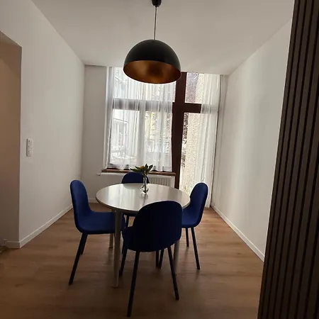 Le Goujons - New Near Midi Station