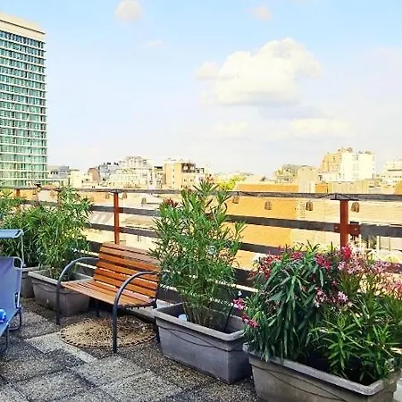 Appartement Penthouse Lumineux Avec Grande Terrasse De 40m2 *