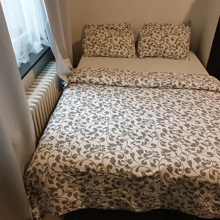Appartement Set Of 3 Flats, 7 Bedrooms, Fully Equipped Bruxelles