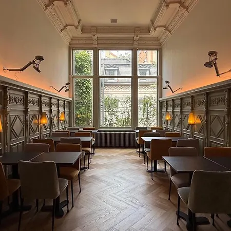 Hotel Du Congres 3*
