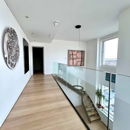 Penthouse 220 M2 Offering A Stunning View Over 4* 布鲁塞尔