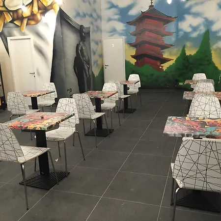 Midi Station Szálloda Brüsszel