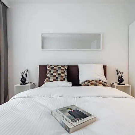 Fully Furnished And Modern Flat - Center *