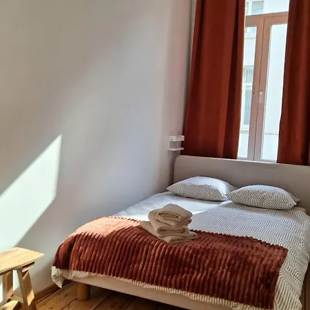 Sainte Catherine Apartment