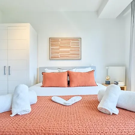 Spacious In Apartment