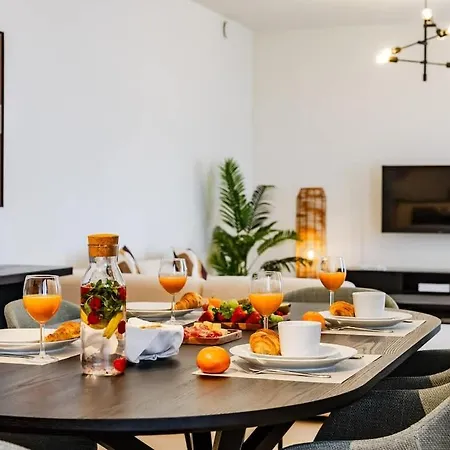 2br Near Nato & Eu