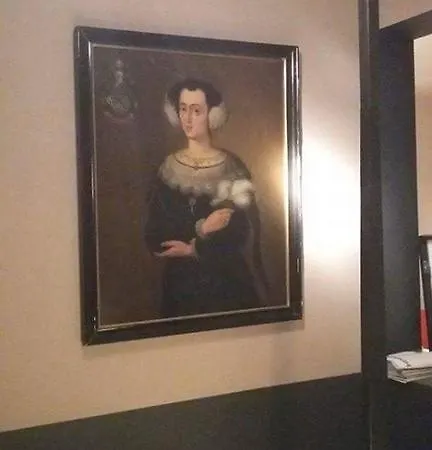 Signature Designers Apartment