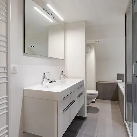 Luxury Penthouse With Panoramic Views 3br