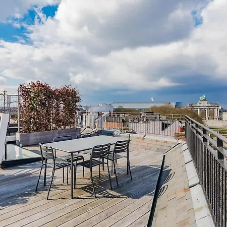 Luxury Penthouse With Panoramic Views 3br דירה בריסל