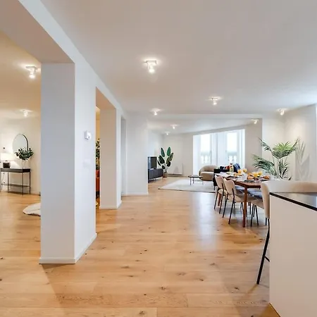 דירה Luxury Penthouse With Panoramic Views 3br *