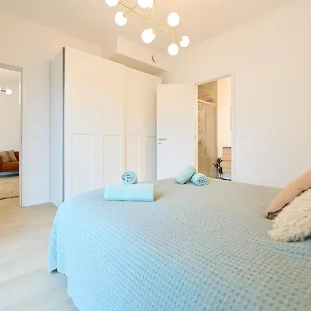 Brand New & Modern 1 Bedroom Bruxelles