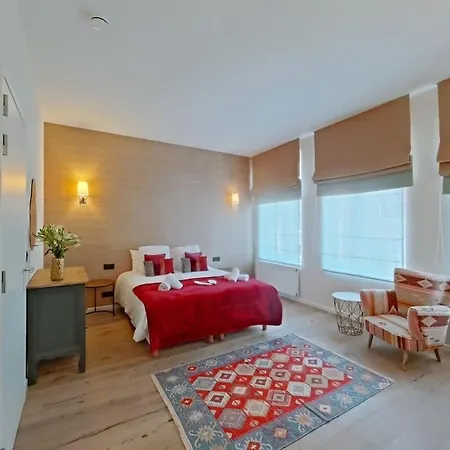 شقة Grand Place Escape Spacious 2br With Charm *