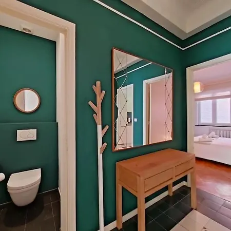 Bright 1br Flat In Saint-gilles アパート *