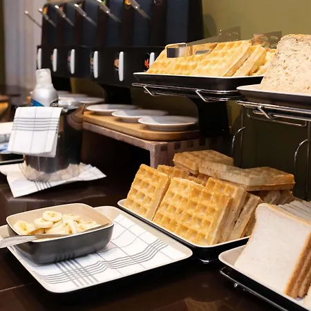 Ξενοδοχείο Novotel Centre 4*