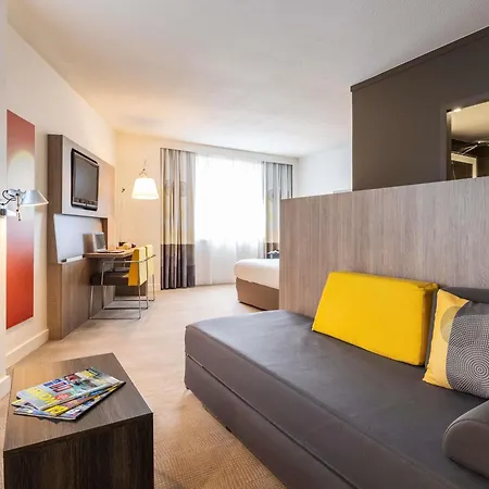 Ξενοδοχείο Novotel Centre 4*