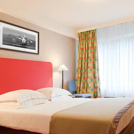 New Charlemagne Hotel 4*