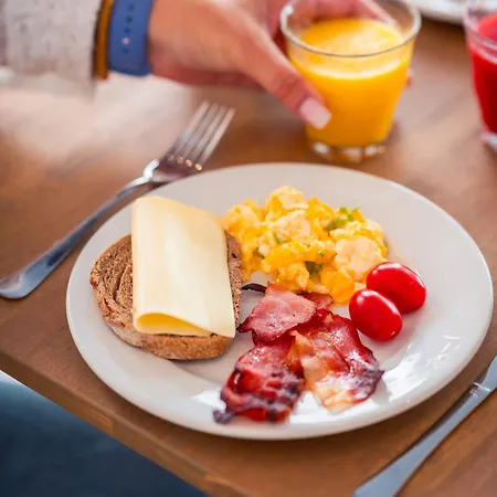 安妮女王酒店 酒店 3*