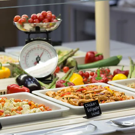 Hotel Courtyard By Marriott 4*