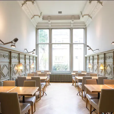 ドゥ コングレス 3* ブリュッセル