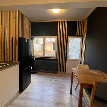 European District Apartahotel