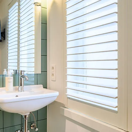 Hotel La Grande Cloche 3*