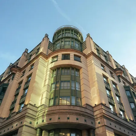 ホテル Radisson Collection Grand Place