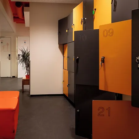 Easyhotel Centre 3*