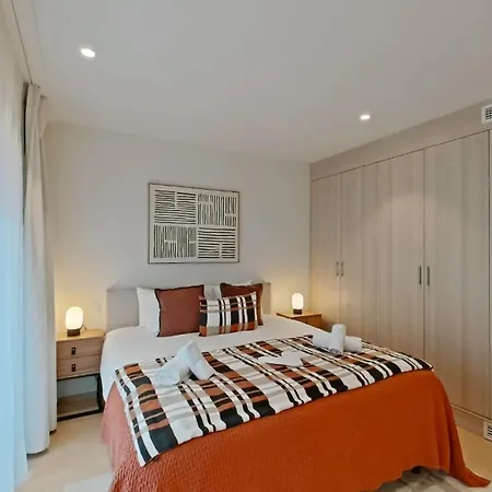 Elegant 3-bedroom In Ixelles *
