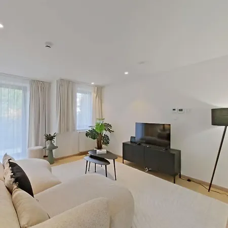 Elegant 3-bedroom In Ixelles Brussels