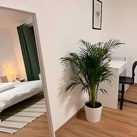 Cozy Private With Terrace & Workspace *