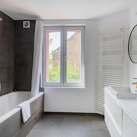 Flagey Elegant Apartamento Bruxelas