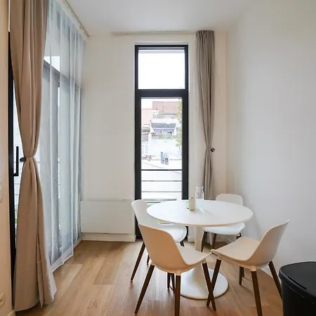 Appartement Wayez 3 *