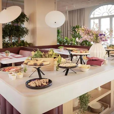 Novotel Off Grand Place Hotel Bruselas