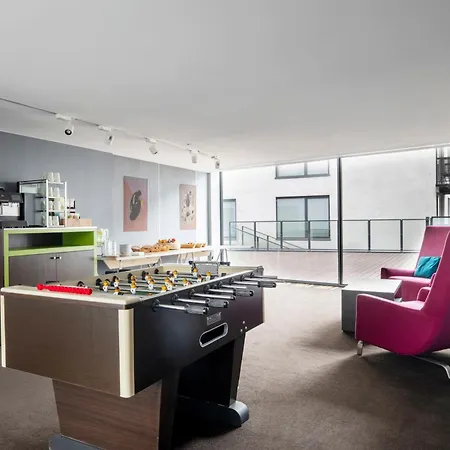 Hotel Pestana Schuman 3*