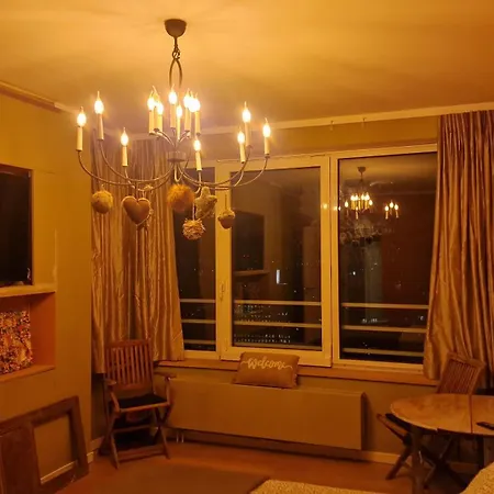 Romantics In Sky בית הארחה 4*