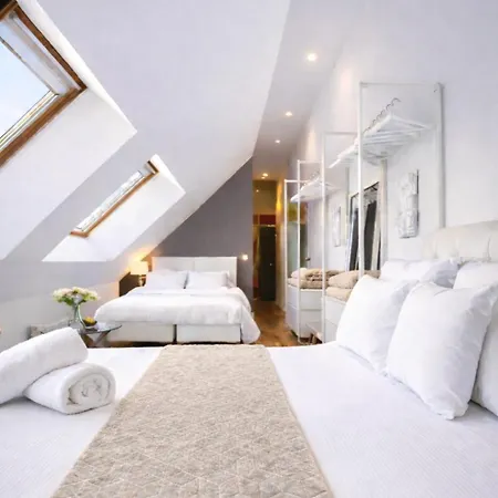 Apartman Luxury Loft Duplex Penthouse Of 190m2 & Free Parking ! Brüsszel