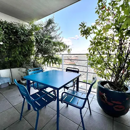 Luxury Skyline Penthouse In 220 M2 Of Elegance 4*