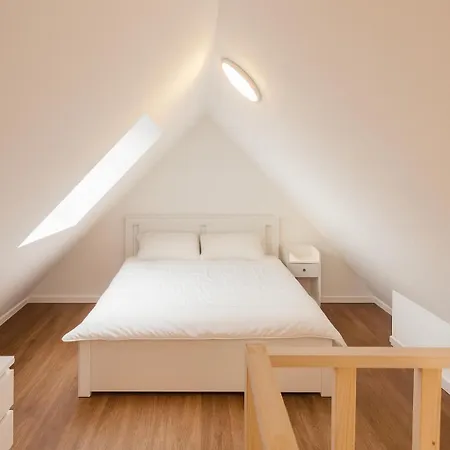 Apartment Modern Loft 1br Sofa Bed 10min To Center Brussels