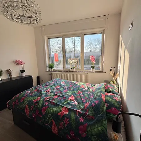 Modern In Brussels, Ground Floor بروكسل