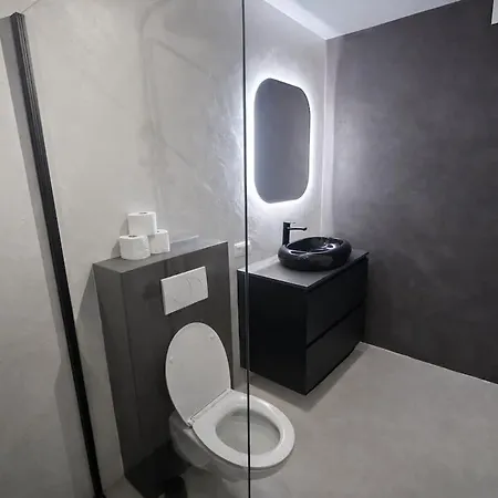 Modern Laeken Bruxelles